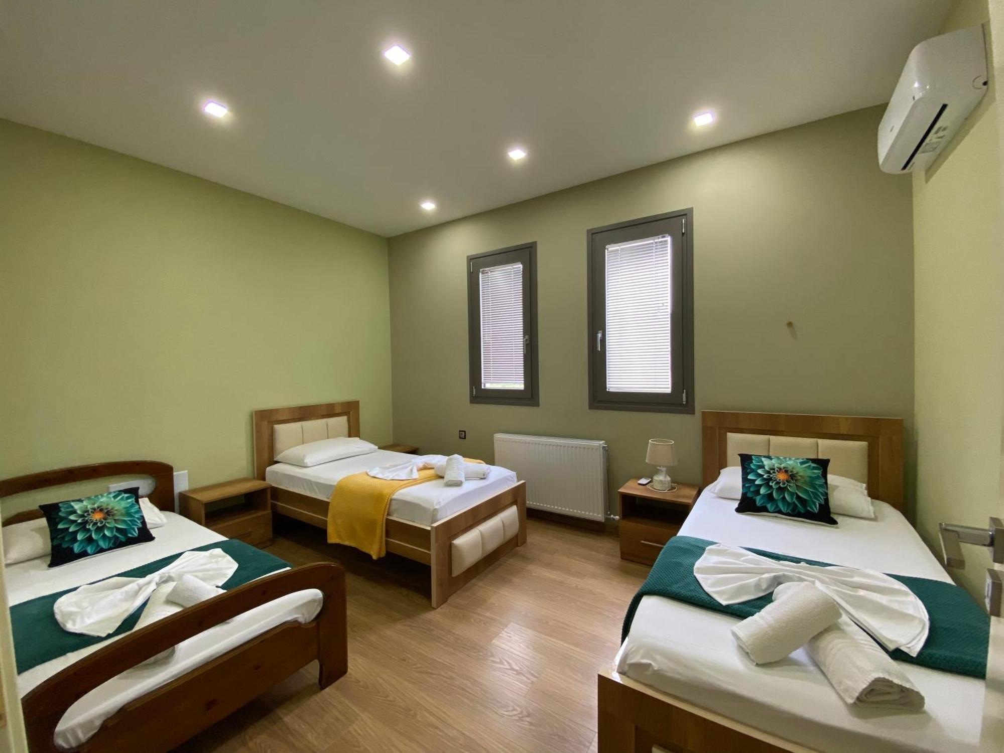 Villa Pamela Permet Bagian luar foto